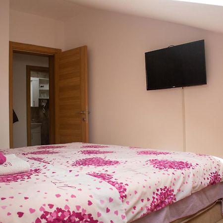 Apartman Mazic Niksic Exterior foto