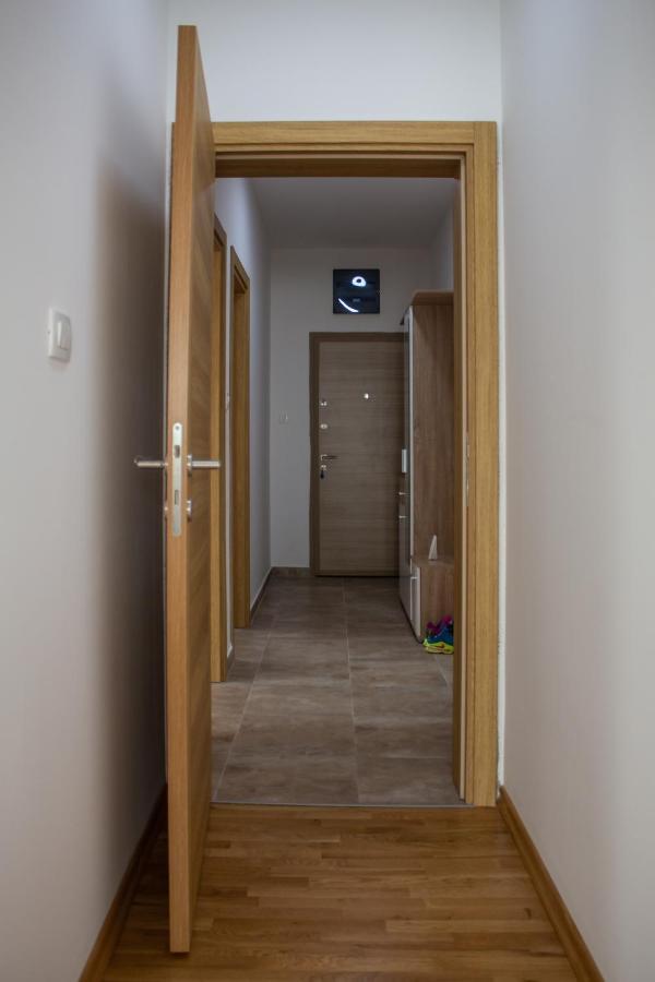 Apartman Mazic Niksic Exterior foto