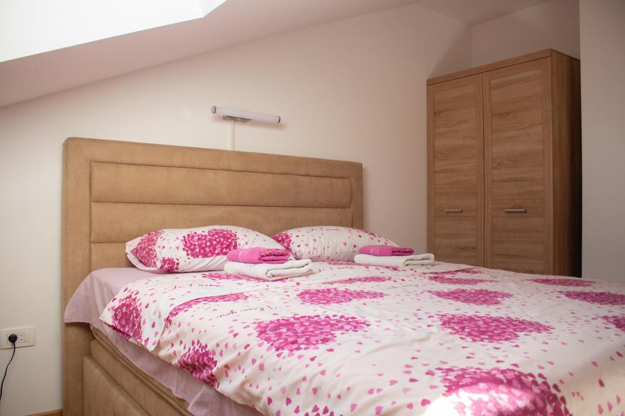 Apartman Mazic Niksic Exterior foto